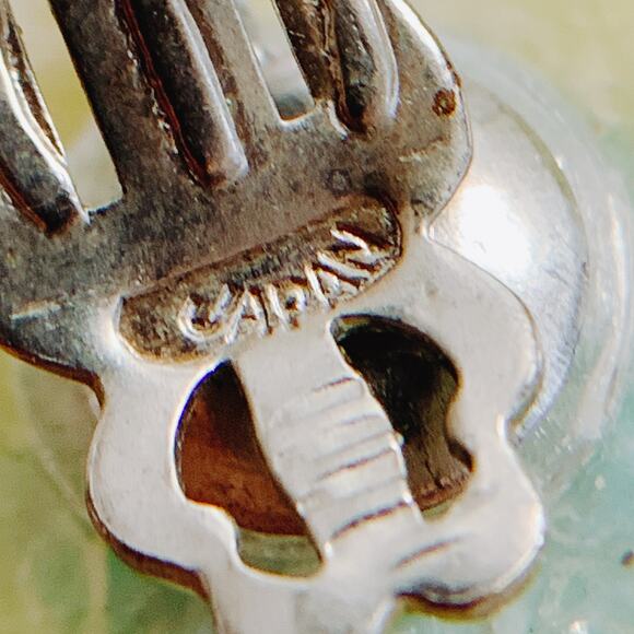 VTG Japan Thermoset Floral Clip On Earrings Mid Century 1950s 1960s Playful - Picture 9 of 11